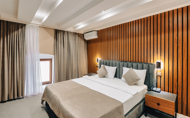 Eleven Hotel Baku