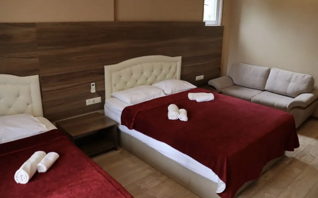 Aimara Hotel
