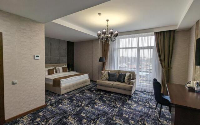 Mirotel Hotel