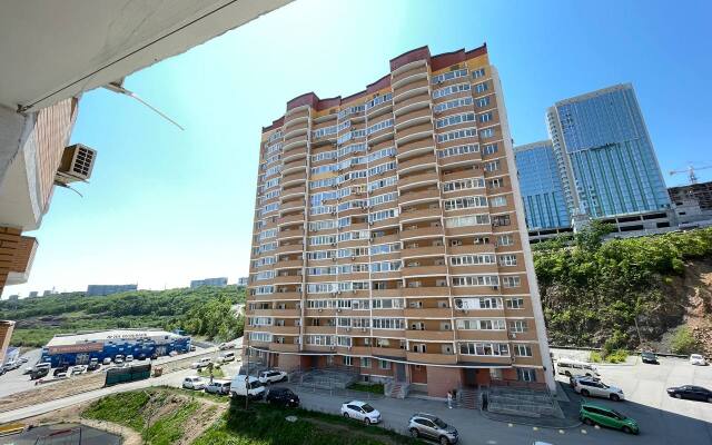bulvar V Gorode U Morya Flat