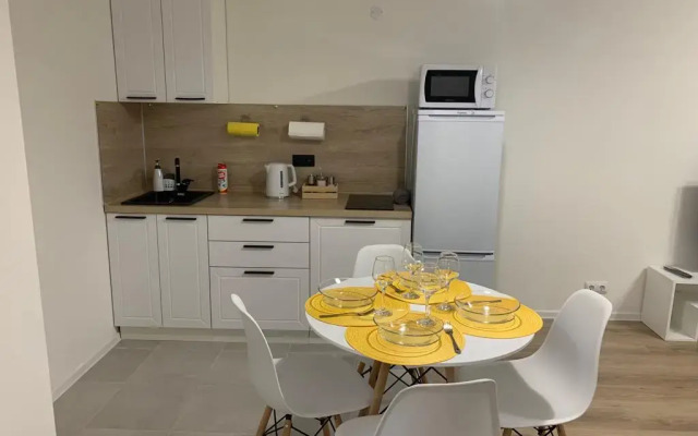 Evrodvushka S Krasivym Vidom Apartments