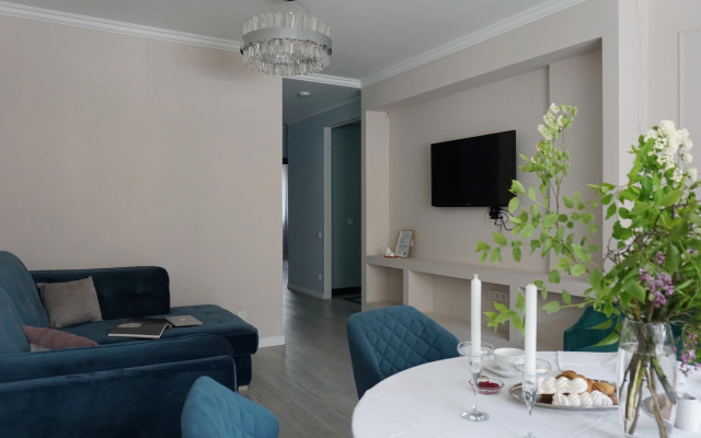 Prostornaya Treshka Flat