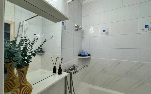 Uyutnye s Balkonom v Tsentre Goroda Apartments