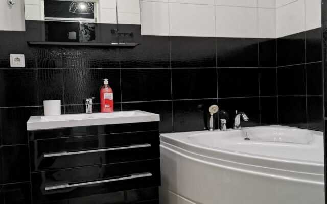 Апартаменты Квартира на Берегу Реки