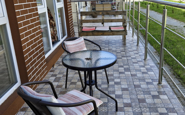 S Terrasoy Ryadom S Luchshim Plyazhem Apartments