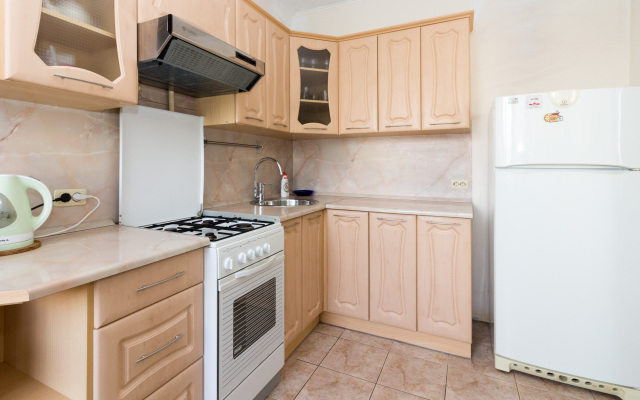 Na Yelninskoy 11/1 Apartment