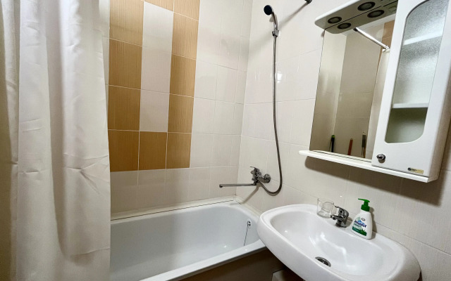 Layf Aparts 1 kom-ya na Kalinina 12 Flat