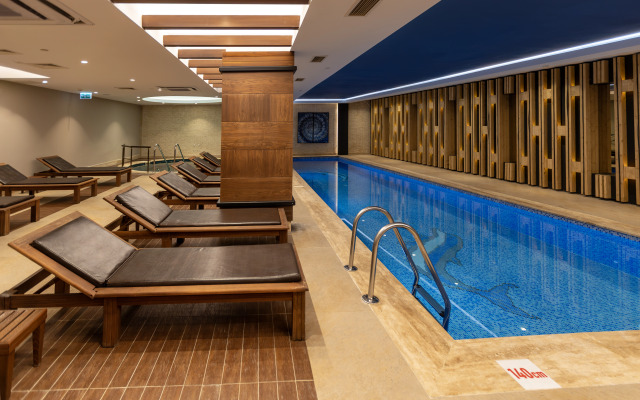 Отель Delta Hotels by Marriott Antalya Lara