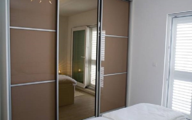 Spacious Beachfront Apartments Tanita