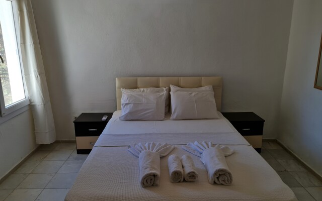 Serena Suites Flat