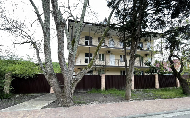 Zelenaya Dolina Guest House