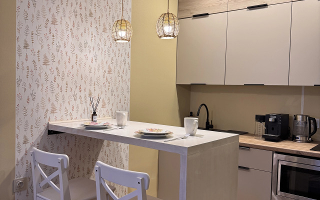 Квартира студия с лоджией и видом на лесной массив