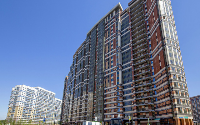 Izumrudnaya V 2-Kh Shagakh Ot Metro Flat
