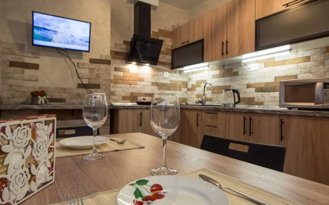 Квартира от Компании Хоум Отель на Урицкого 23