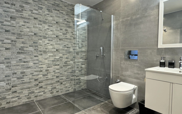 Вилла Роскошная вилла на берегу Средиземного моря