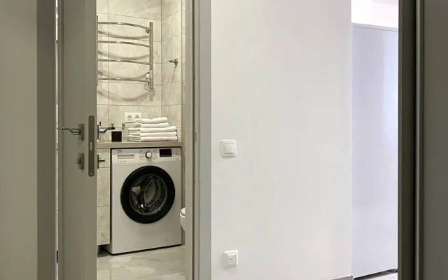 Апартаменты с двумя кроватями, балконом и ванной, с 15 по 17 этаж