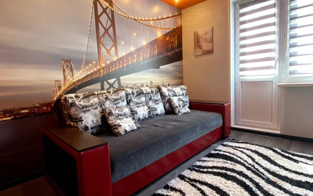 V Tikhom Zelyonom Mikrorayone Flat