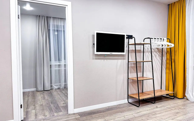 Квартира двухкомнатная в Кировске на Ленина 22 сеть Как дома