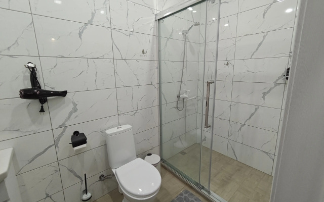 Na Krasnoy Armii 136/3 Apartments
