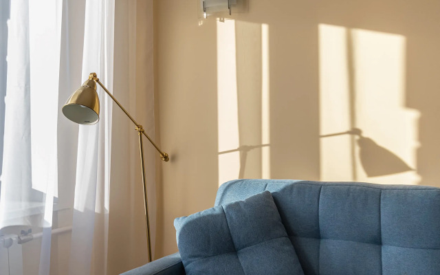 S Balkonom Na Novoslobodskoy Flat