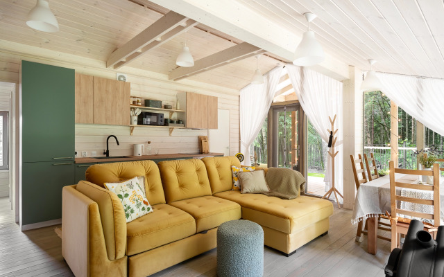 Dom Avrora Guest House