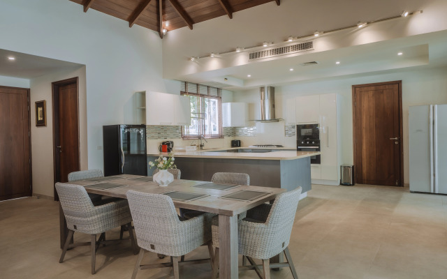Luxury 3Br 5 Private Pool Gym Jacuzzi Villa