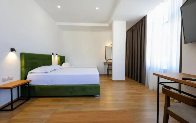 Republika Hotel