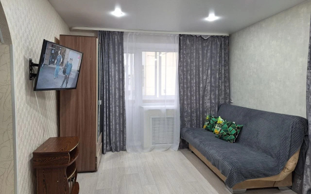 Квартира Отличная 1-комнатная на 2 этаже