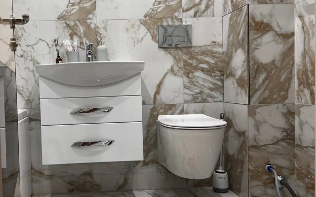 Uyutnaya na Monastyrskoy 60 Flat