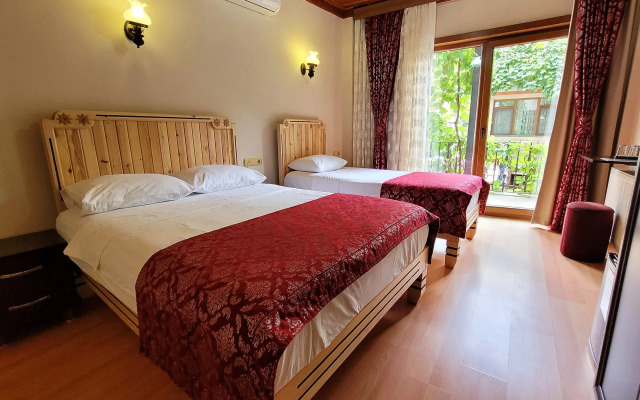 Saruhan Hotel
