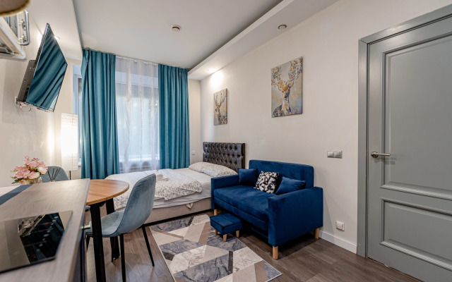 Апартаменты Мантулинская 10 (05)