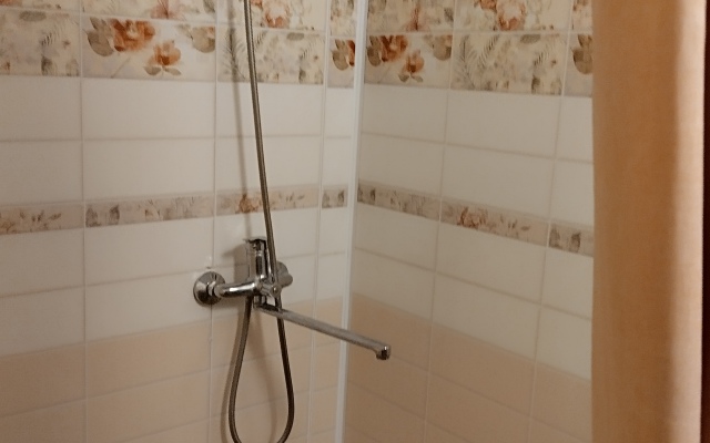 Частный дом Дом у реки в английском стиле