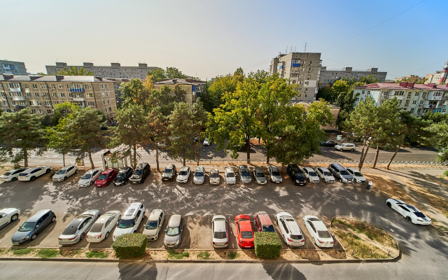 Квартира Однокомнатная на Яна Полуяна