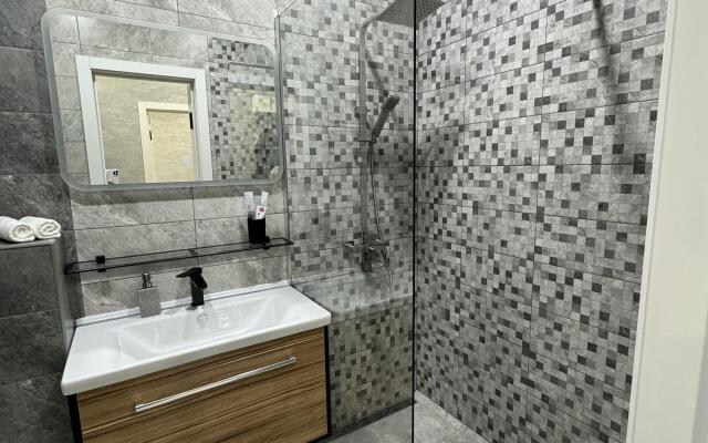 Квартира Посуточно на Первом Этаже