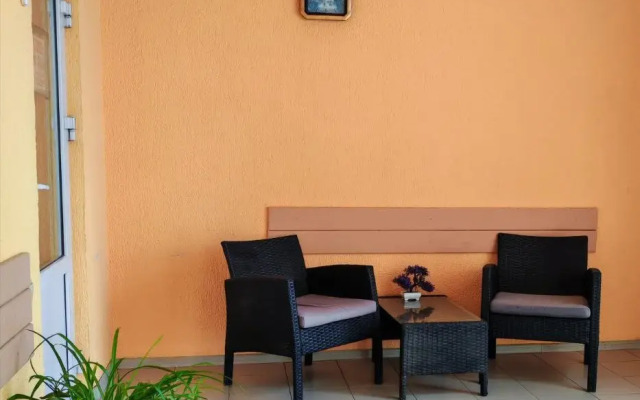 Guest house Bely Flamingo