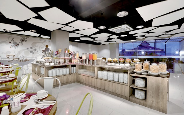 Favehotel S. Parman, Medan Hotel