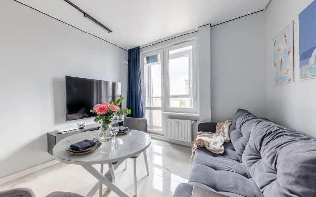 Квартира На Коломяжском