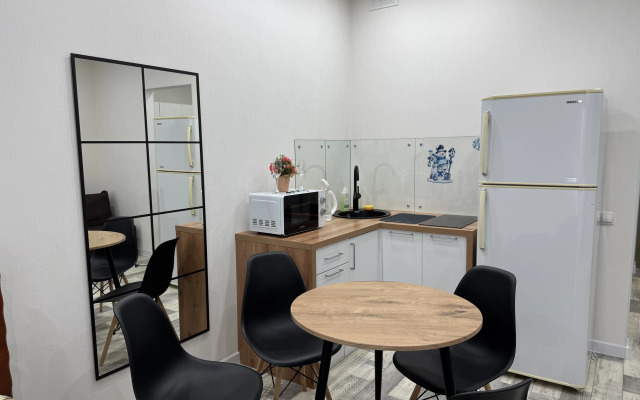 Adelya Kutuya Flat