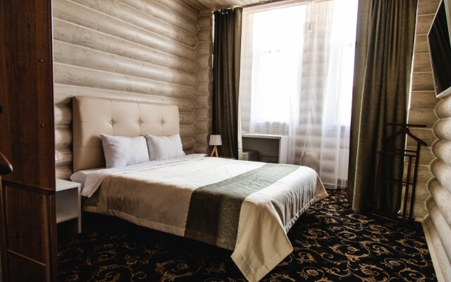 Goldy Key Hotel