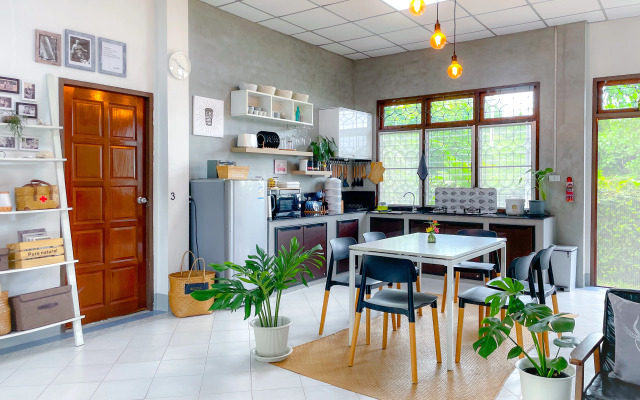 Silpasom ARTstay Suratthani Guest house