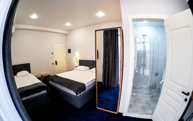 Отель Urban Blis