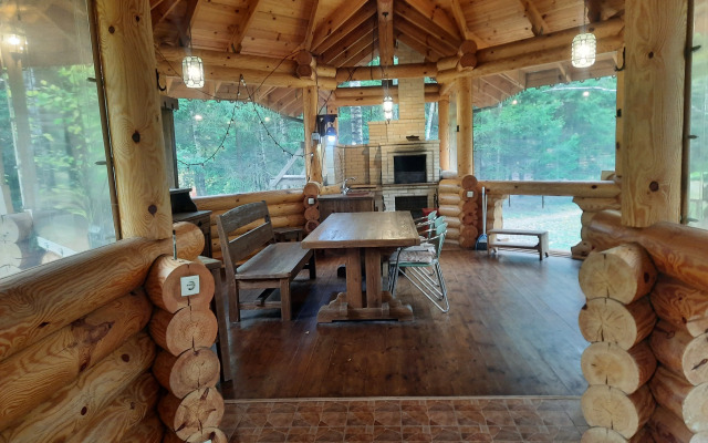 Dikij Lis Guest House