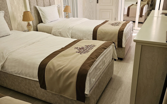 Hayat Plaza Hotel & Spa