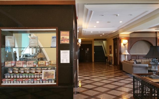 Отель Oscar Resort