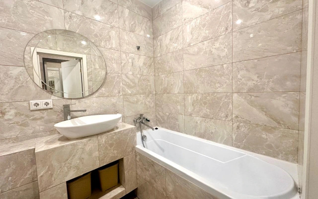 S Krasivym Vidom Iz Okna Na 20 Etazhe Flat