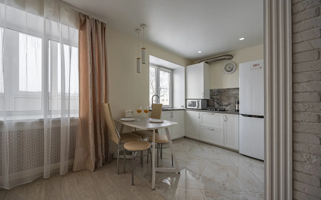 Sikarnye apartamenty na Bul'vare Pobedy
