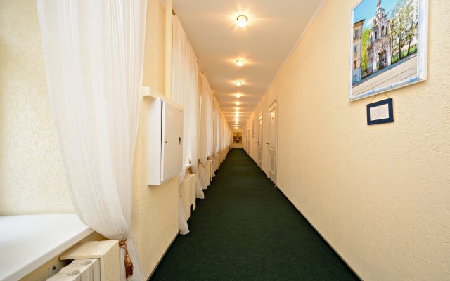 Denisovskij Dvorik Hotel