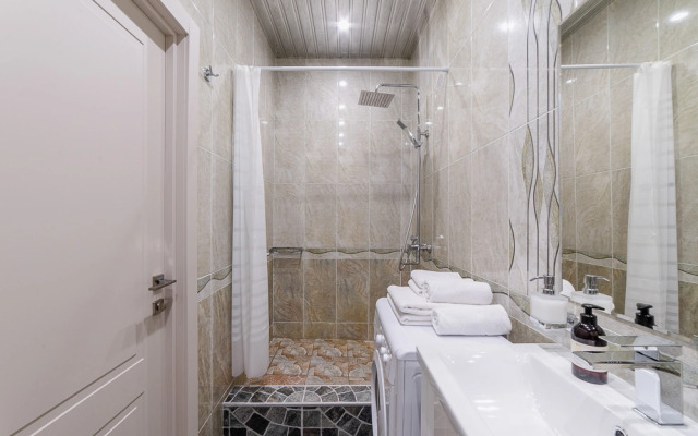 Апартаменты на Коммуны 2