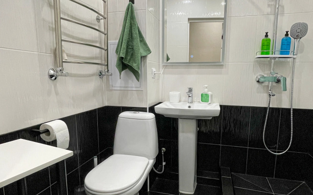 Uyutnaya Kvartira V Tsentre Kmv Flat