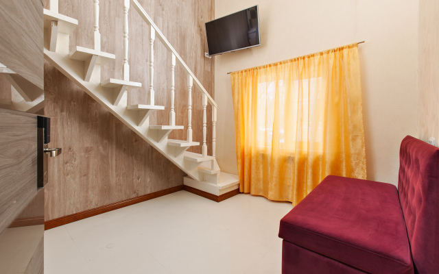 Shodnenskaya Crocuss Mini-Hotel